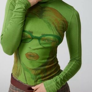 Urban Outfitters Women’s Sierra Turtleneck top Small green NWOT